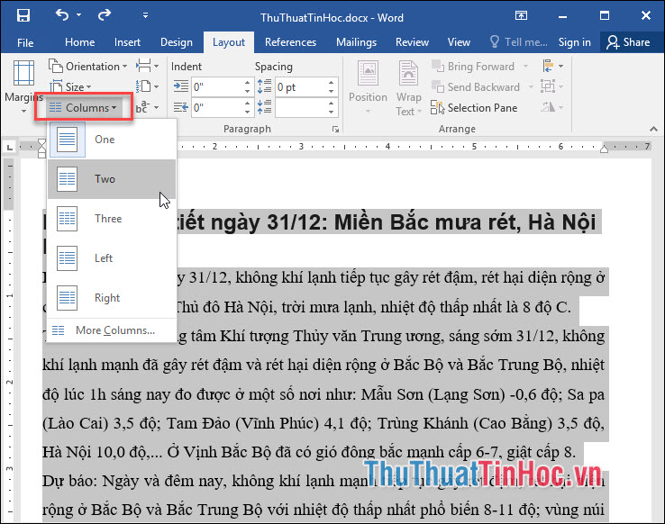 Chọn thẻ Page Layout, tại nhóm Page Setup chọn mẫu cột Column